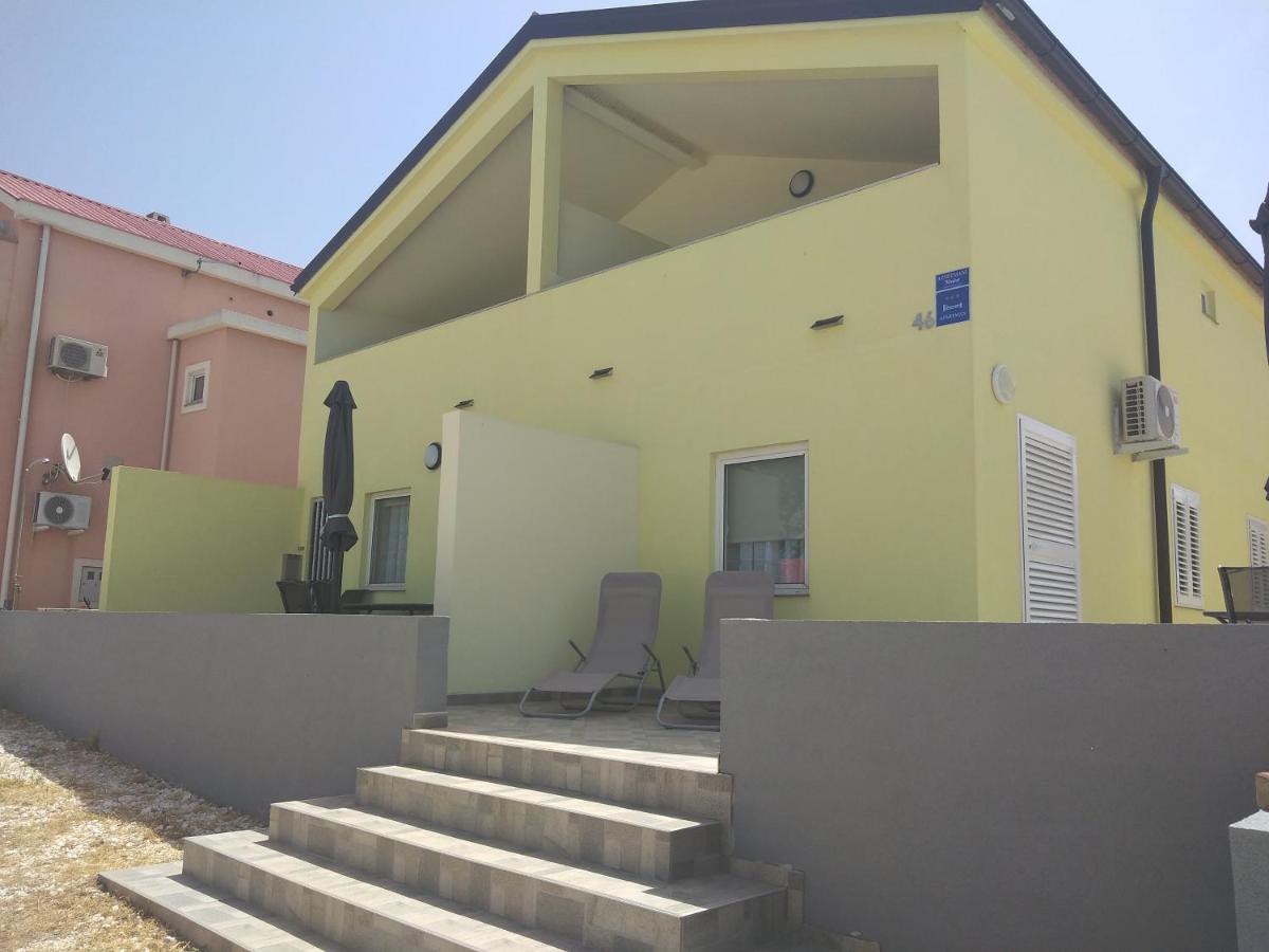 Apartmani Verica Karlobag Exteriér fotografie