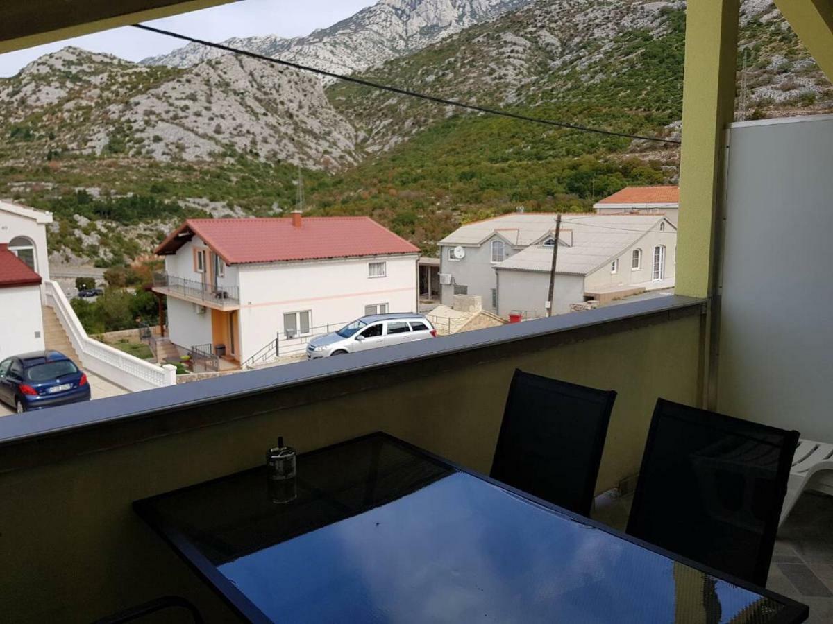 Apartmani Verica Karlobag Exteriér fotografie