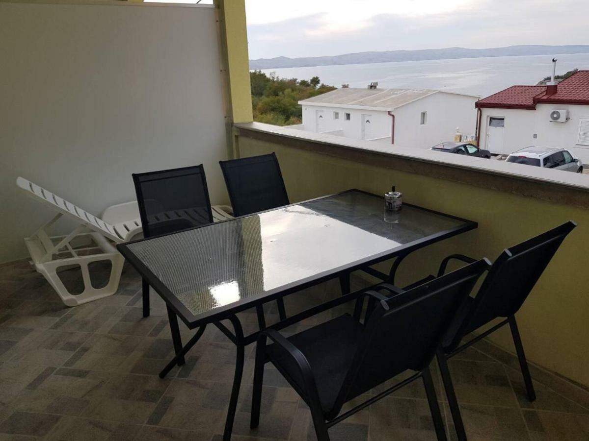 Apartmani Verica Karlobag Exteriér fotografie
